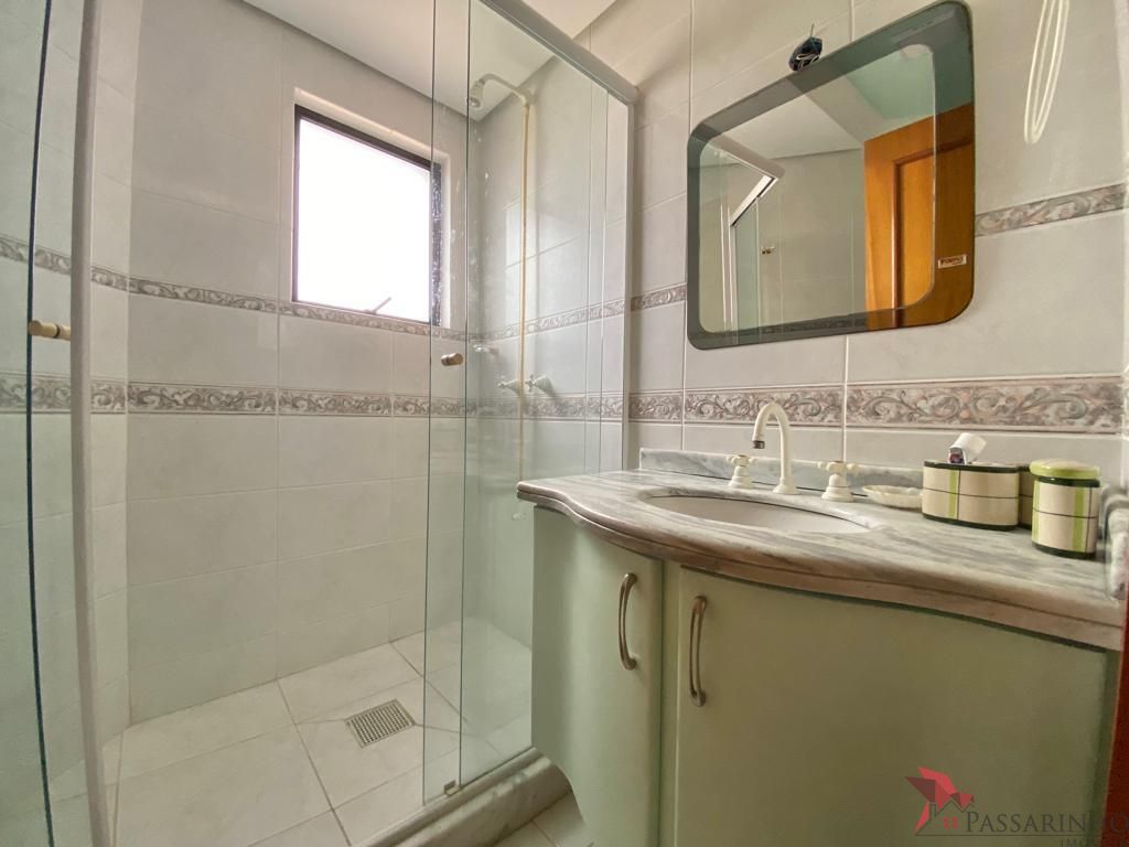 Apartamento à venda com 4 quartos, 155m² - Foto 34