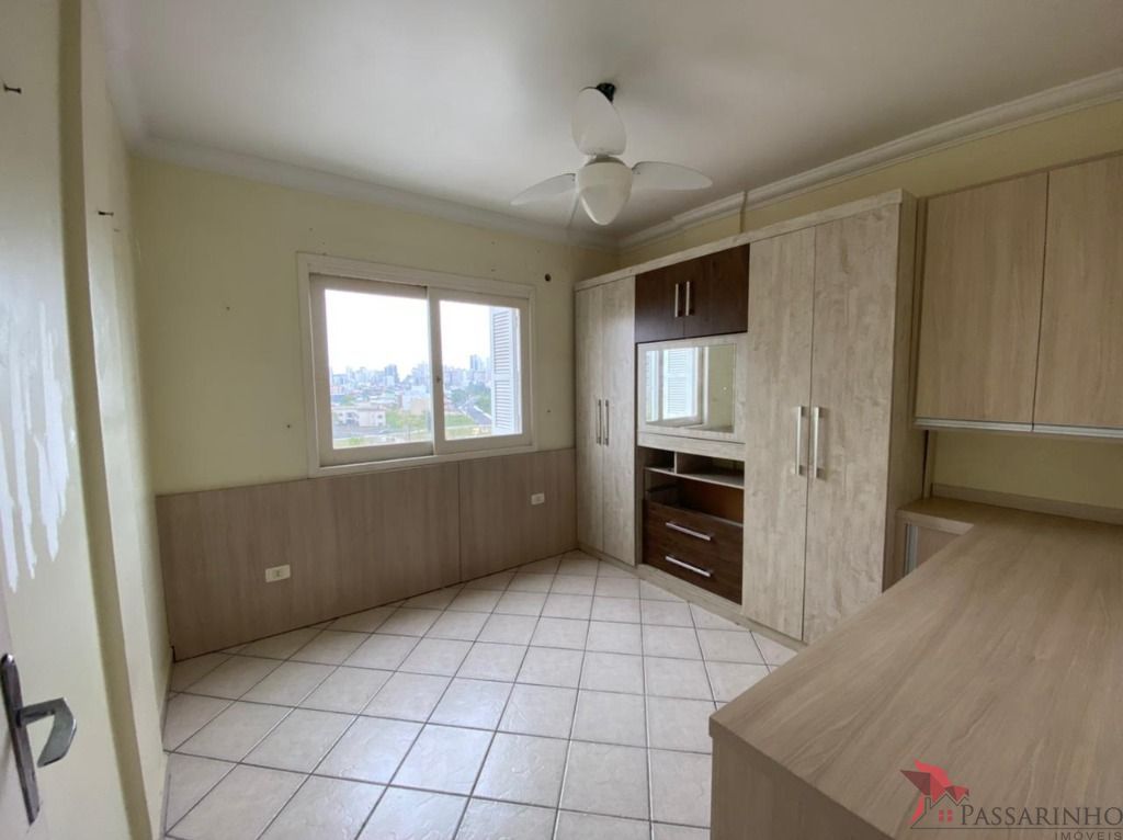 Apartamento à venda com 3 quartos, 143m² - Foto 14