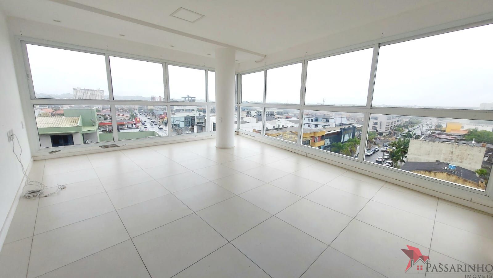 Apartamento à venda com 3 quartos, 107m² - Foto 5