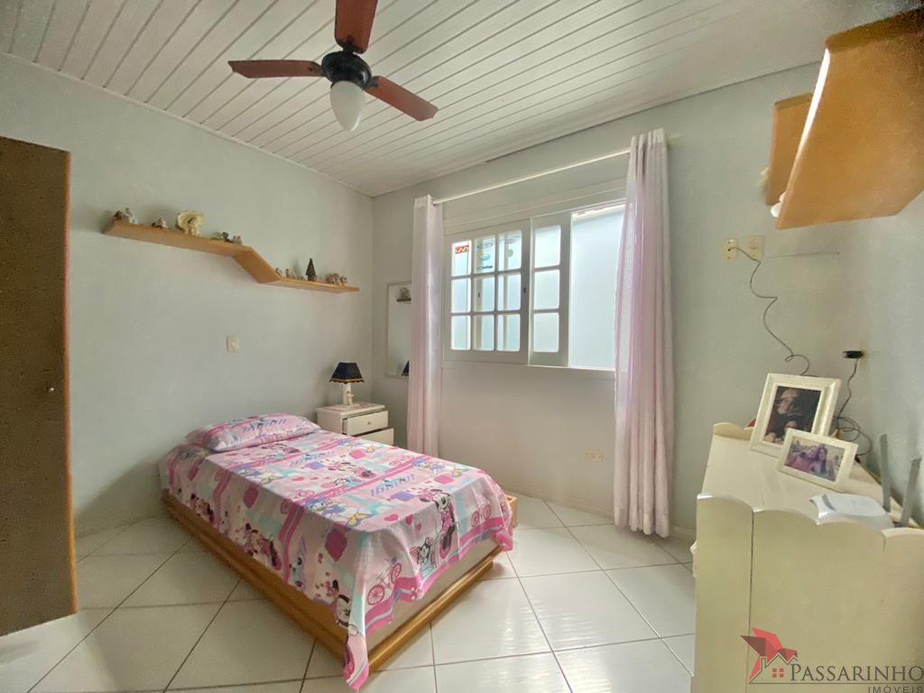 Casa, 3 quartos, 249 m² - Foto 11