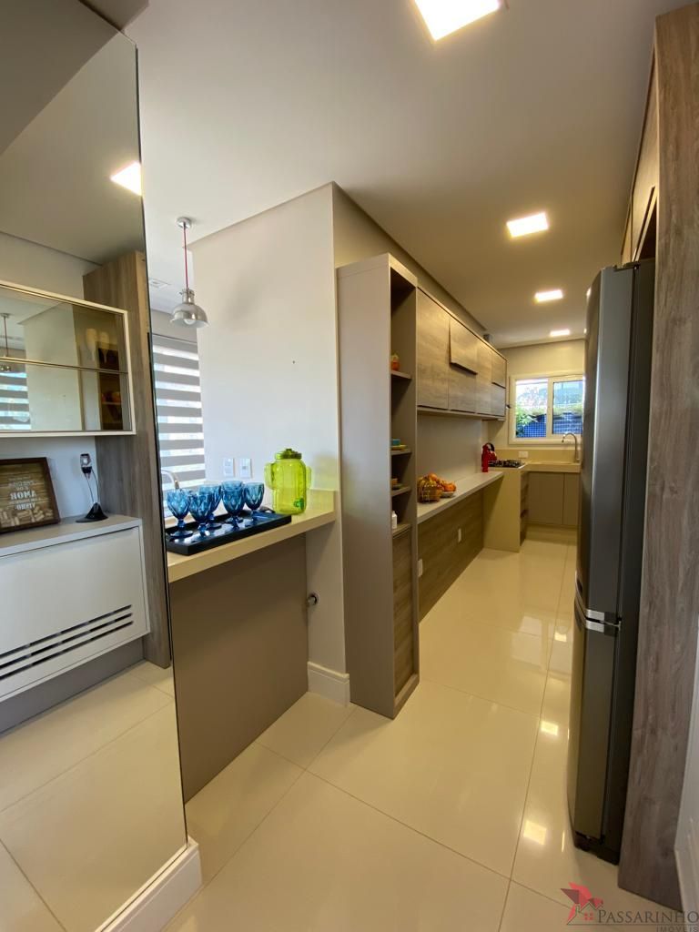 Apartamento à venda com 3 quartos, 160m² - Foto 9