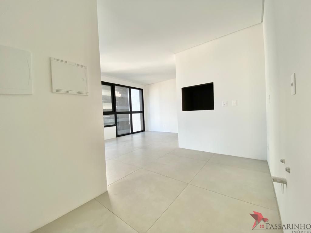 Apartamento à venda com 2 quartos, 84m² - Foto 9