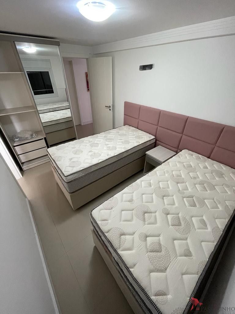 Apartamento à venda com 3 quartos, 95m² - Foto 12