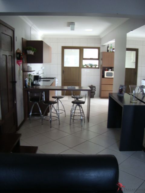 Cobertura à venda com 3 quartos, 220m² - Foto 4