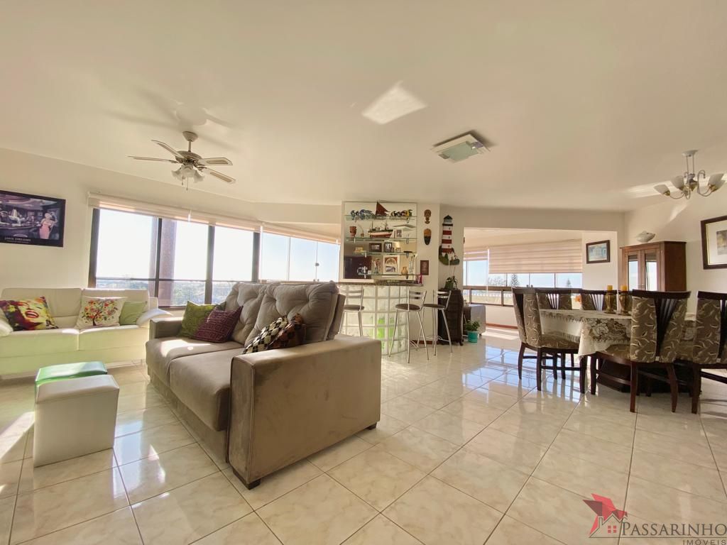 Apartamento, 3 quartos, 165 m² - Foto 1