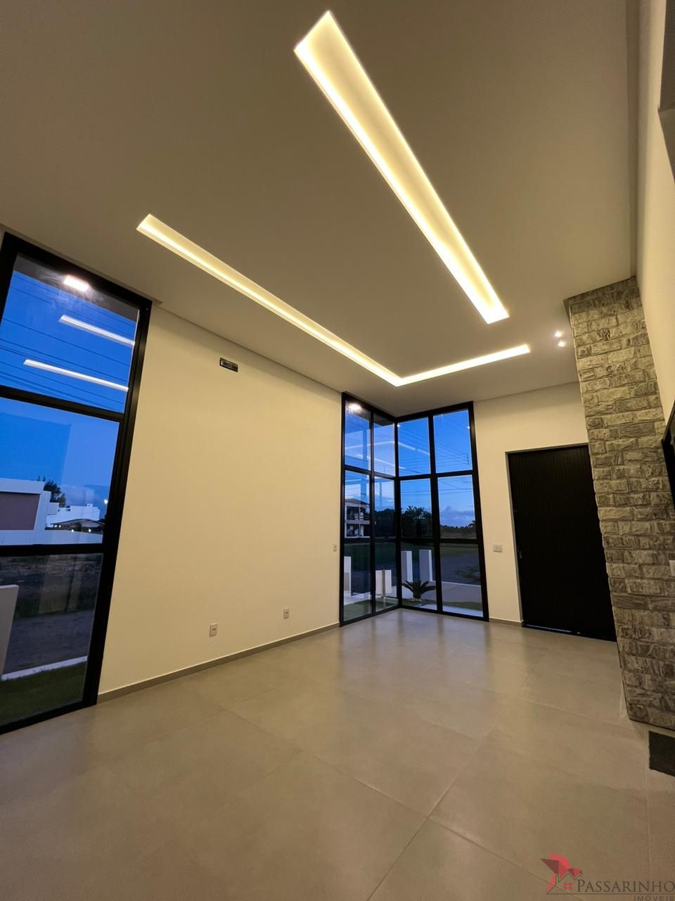 Casa à venda com 3 quartos, 174m² - Foto 7