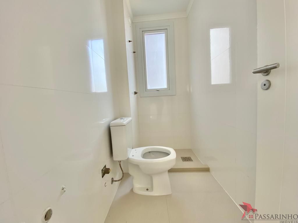 Apartamento à venda com 3 quartos, 200m² - Foto 28