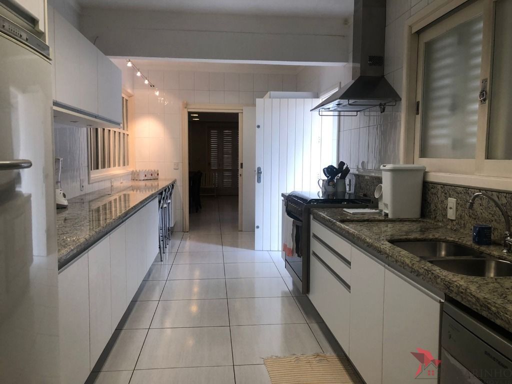 Sobrado, 6 quartos, 450 m² - Foto 17
