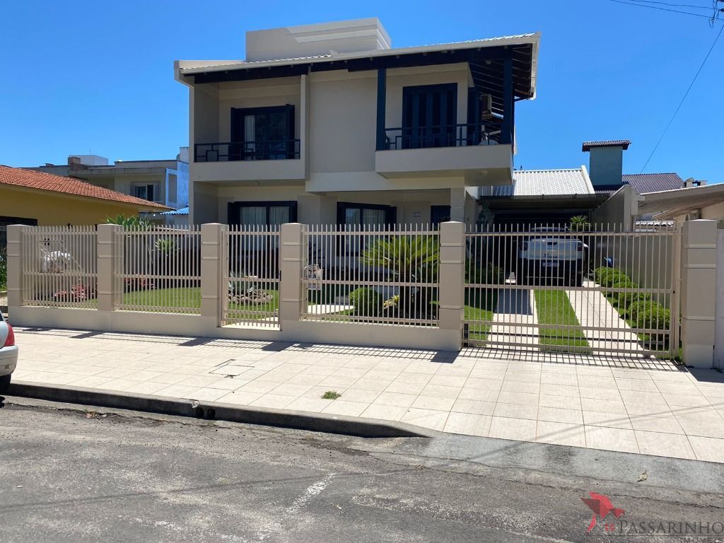 Sobrado, 3 quartos, 250 m² - Foto 1