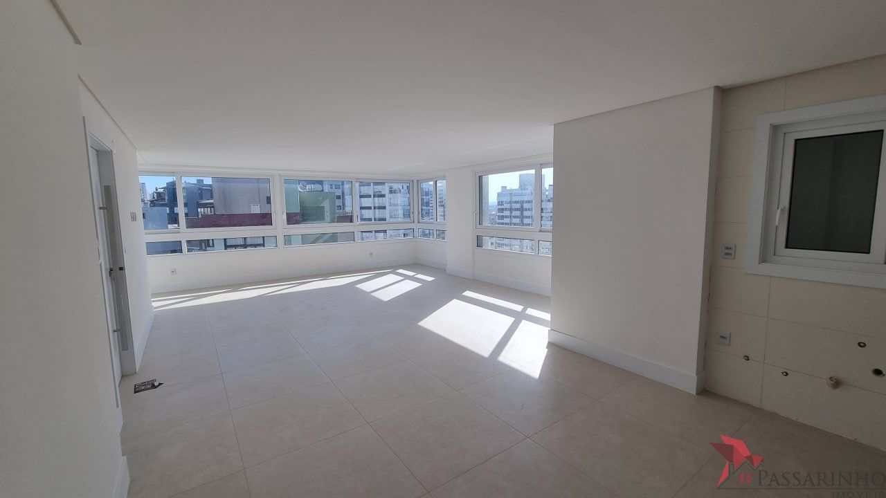 Apartamento à venda com 3 quartos, 130m² - Foto 7