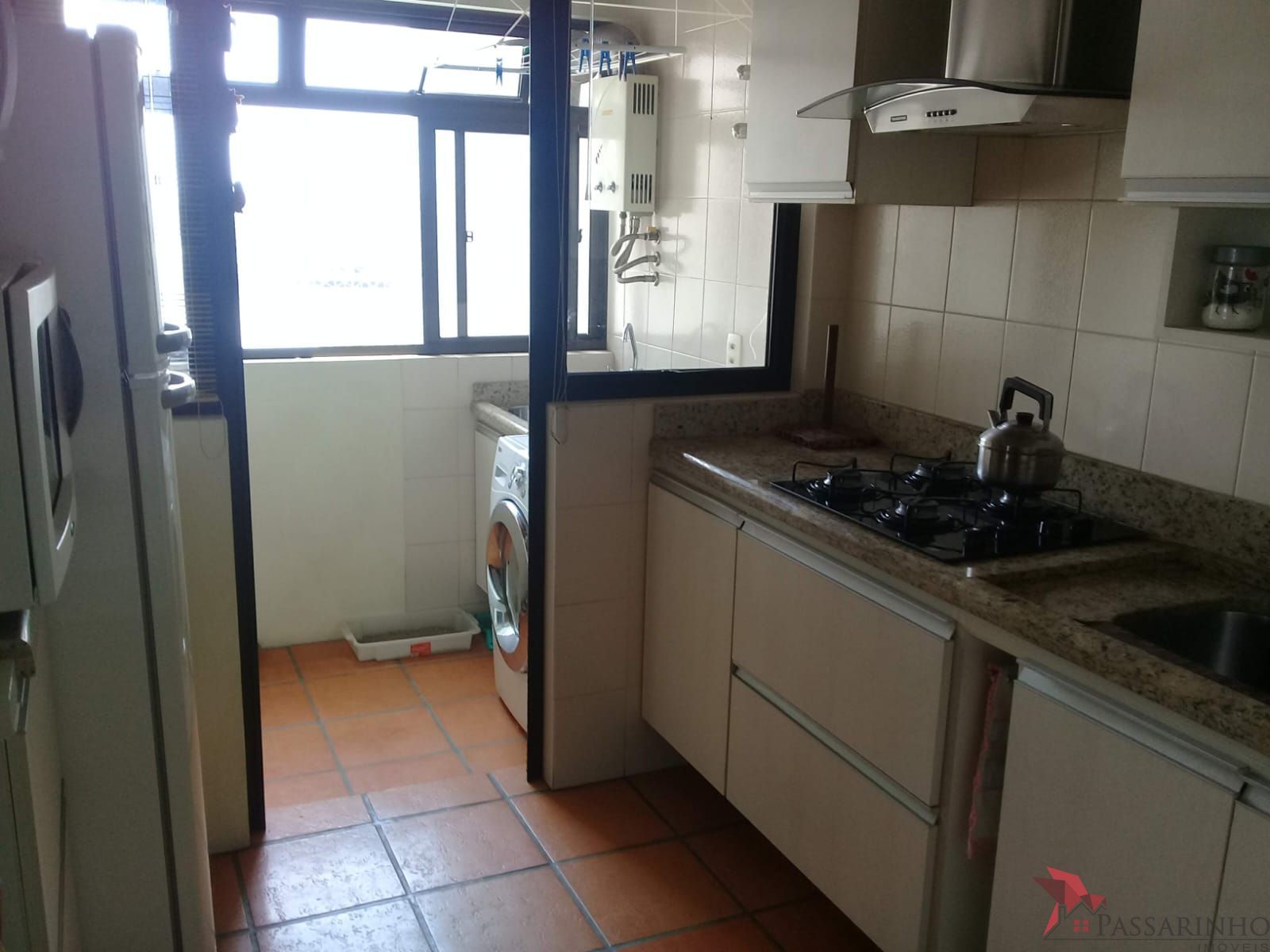 Apartamento à venda com 3 quartos, 106m² - Foto 7
