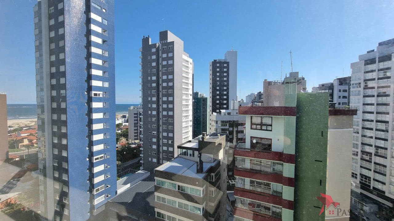 Apartamento à venda com 3 quartos, 130m² - Foto 4