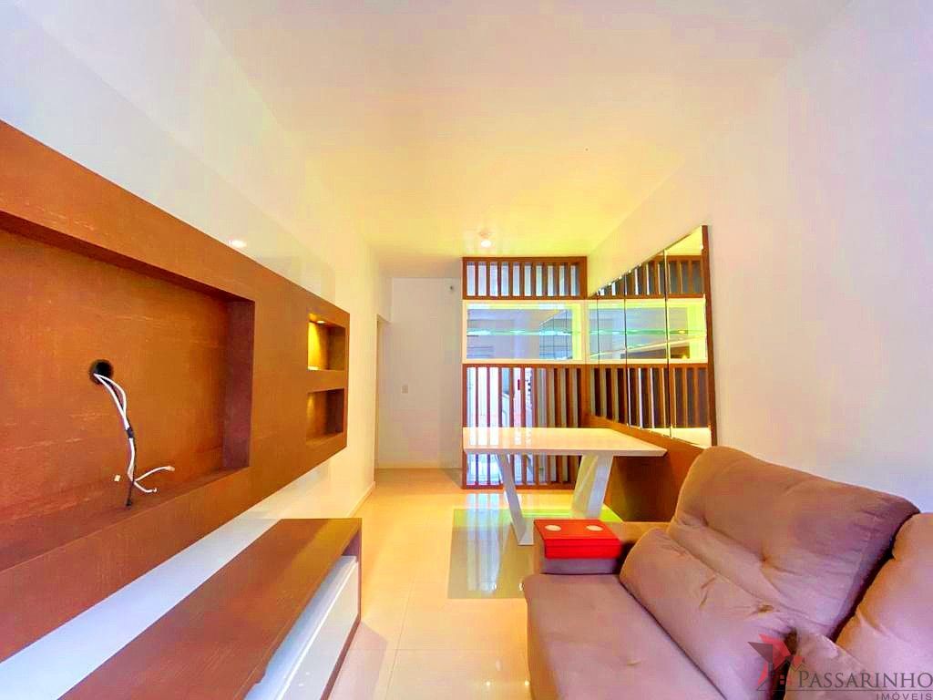 Casa à venda com 2 quartos, 60m² - Foto 6