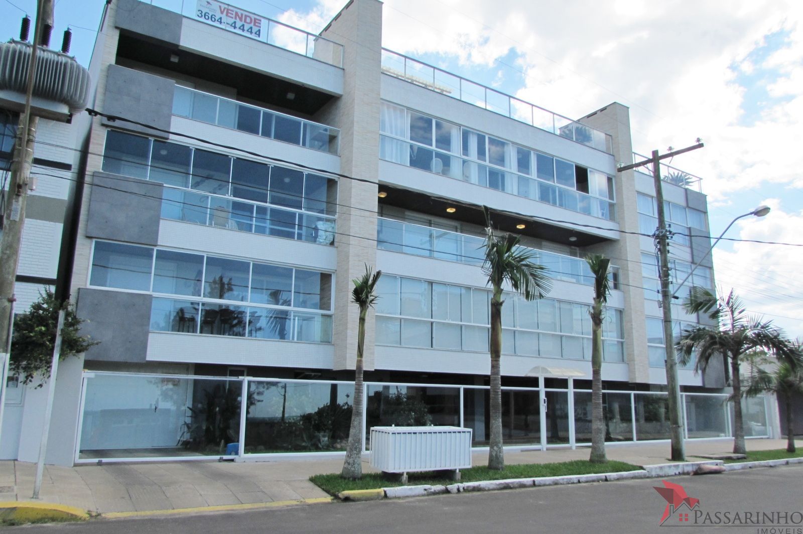 Cobertura à venda com 2 quartos, 150m² - Foto 1