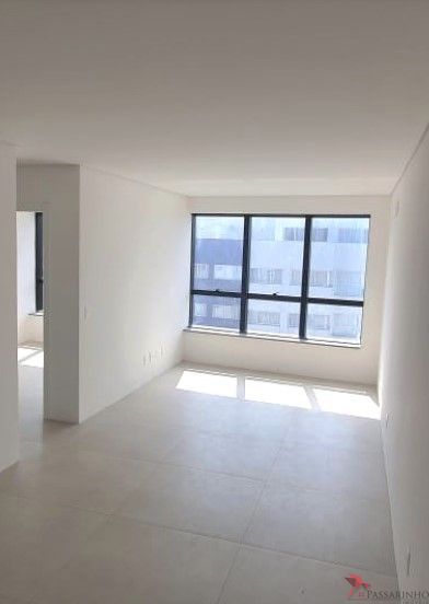 Apartamento à venda com 2 quartos, 79m² - Foto 12