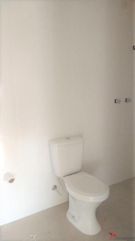 Apartamento à venda com 3 quartos, 93m² - Foto 17