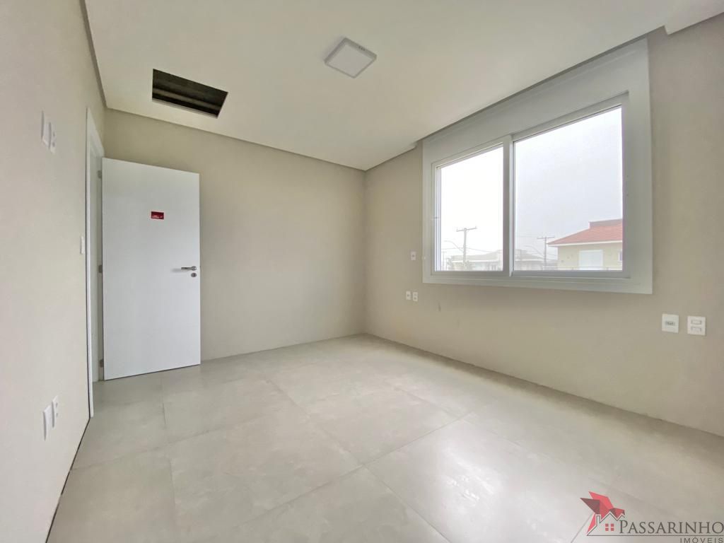 Casa de Condomínio à venda com 5 quartos, 275m² - Foto 31