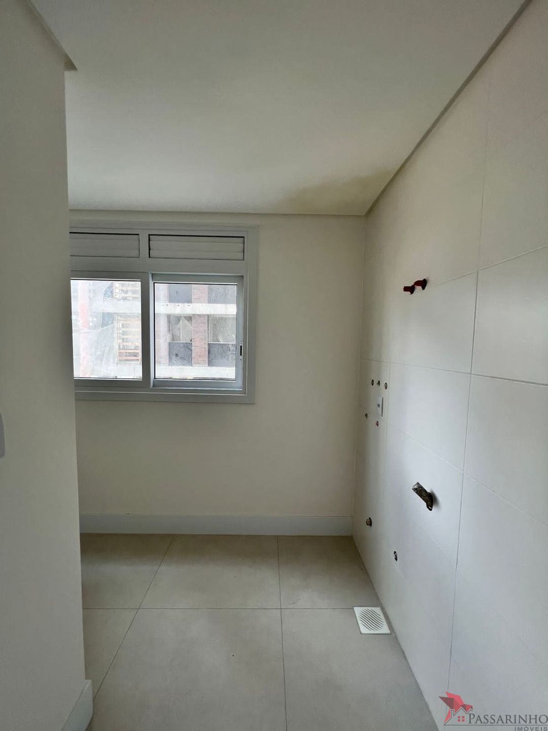 Apartamento à venda com 3 quartos, 130m² - Foto 19