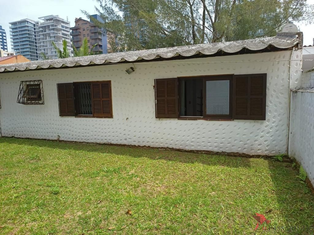 Casa à venda com 3 quartos, 150m² - Foto 13