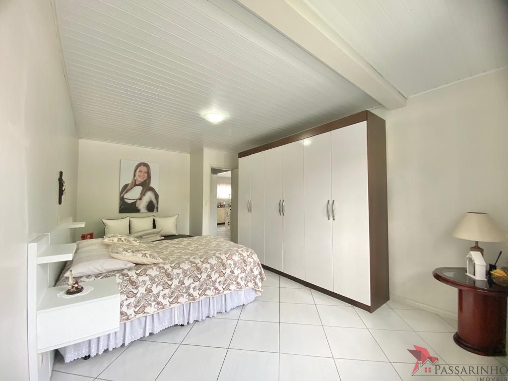 Casa, 3 quartos, 249 m² - Foto 9