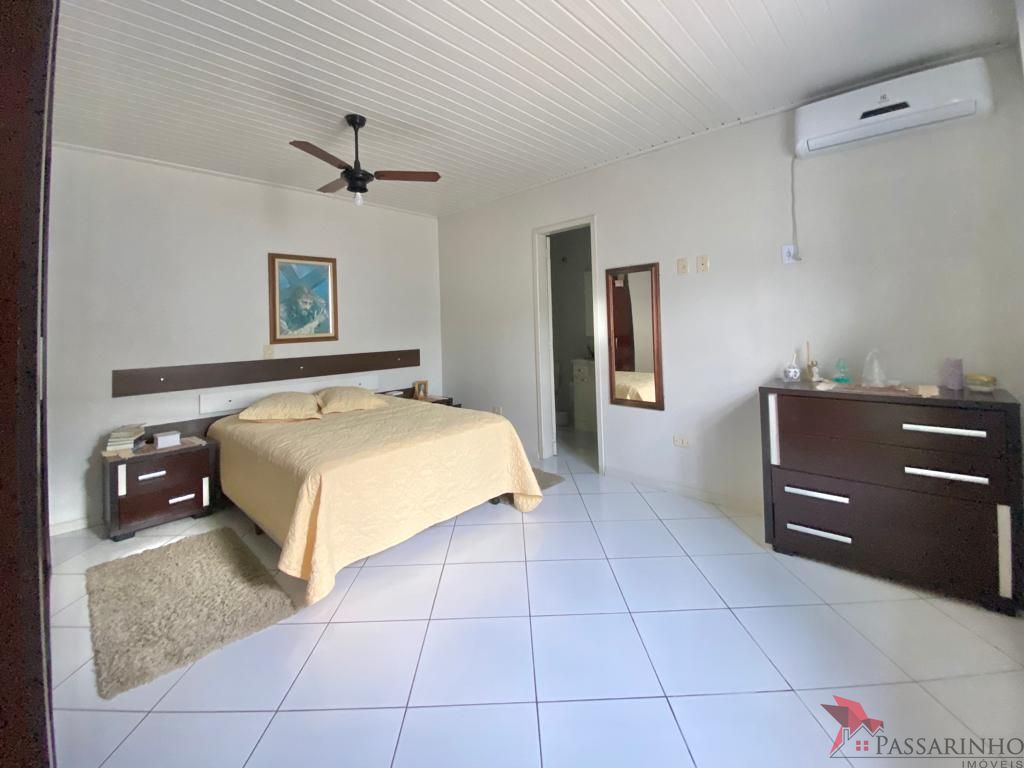 Casa, 3 quartos, 249 m² - Foto 13