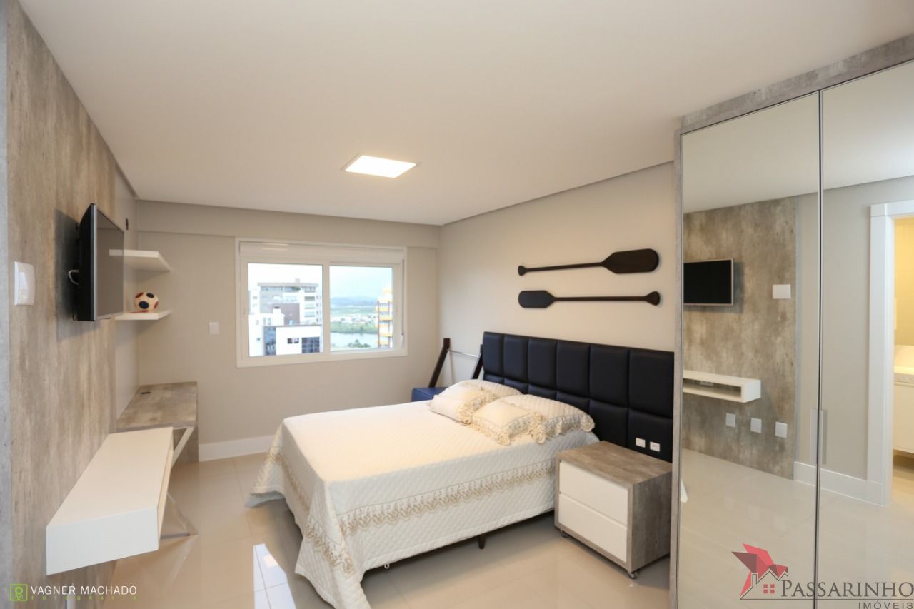 Apartamento à venda com 4 quartos, 216m² - Foto 8