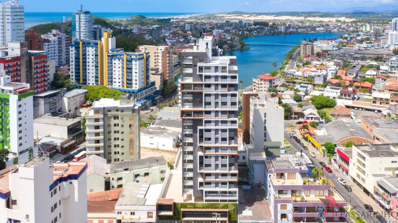 Apartamento à venda com 3 quartos, 95m² - Foto 1