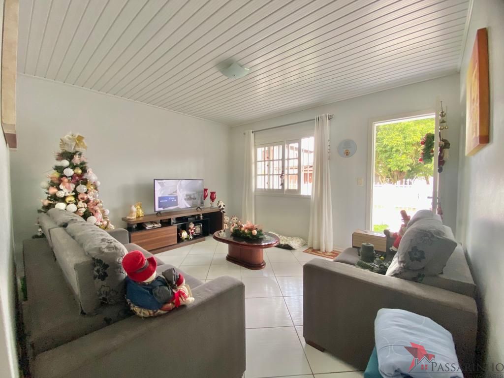 Casa, 3 quartos, 249 m² - Foto 2