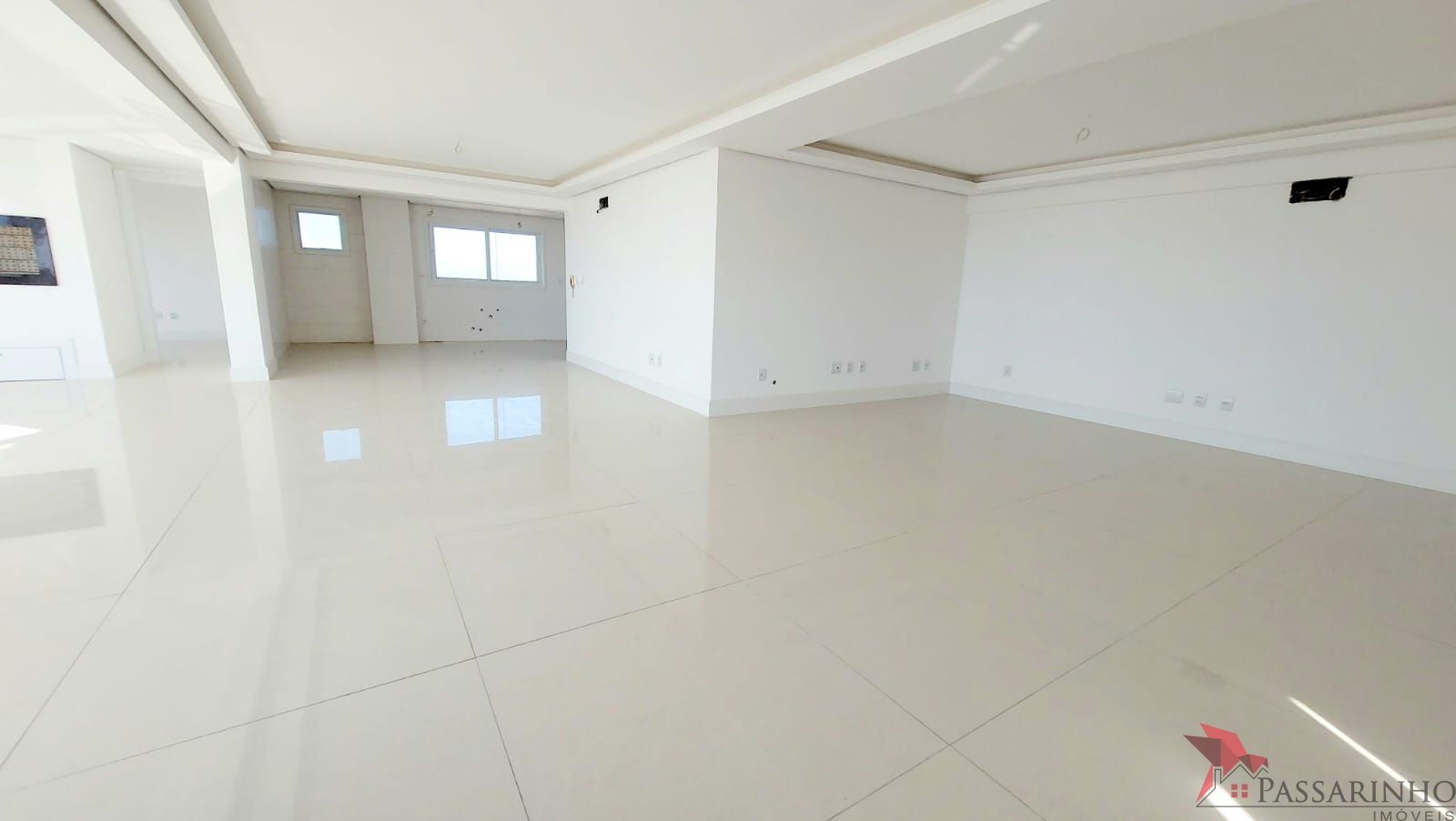 Apartamento à venda com 4 quartos, 250m² - Foto 11