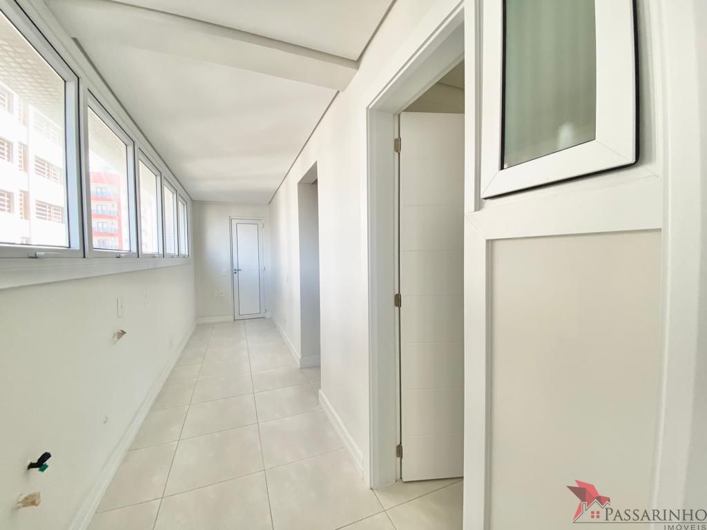 Apartamento à venda com 4 quartos, 296m² - Foto 8