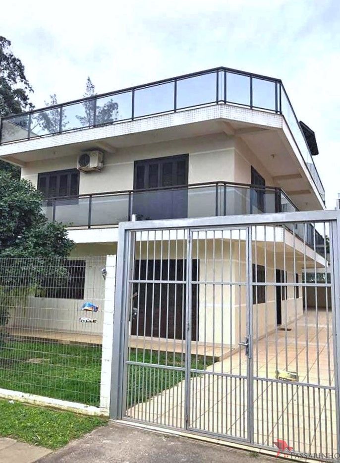 Casa à venda com 7 quartos, 519m² - Foto 2