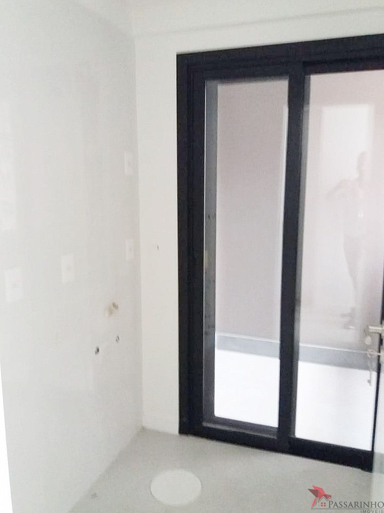 Apartamento à venda com 3 quartos, 118m² - Foto 8
