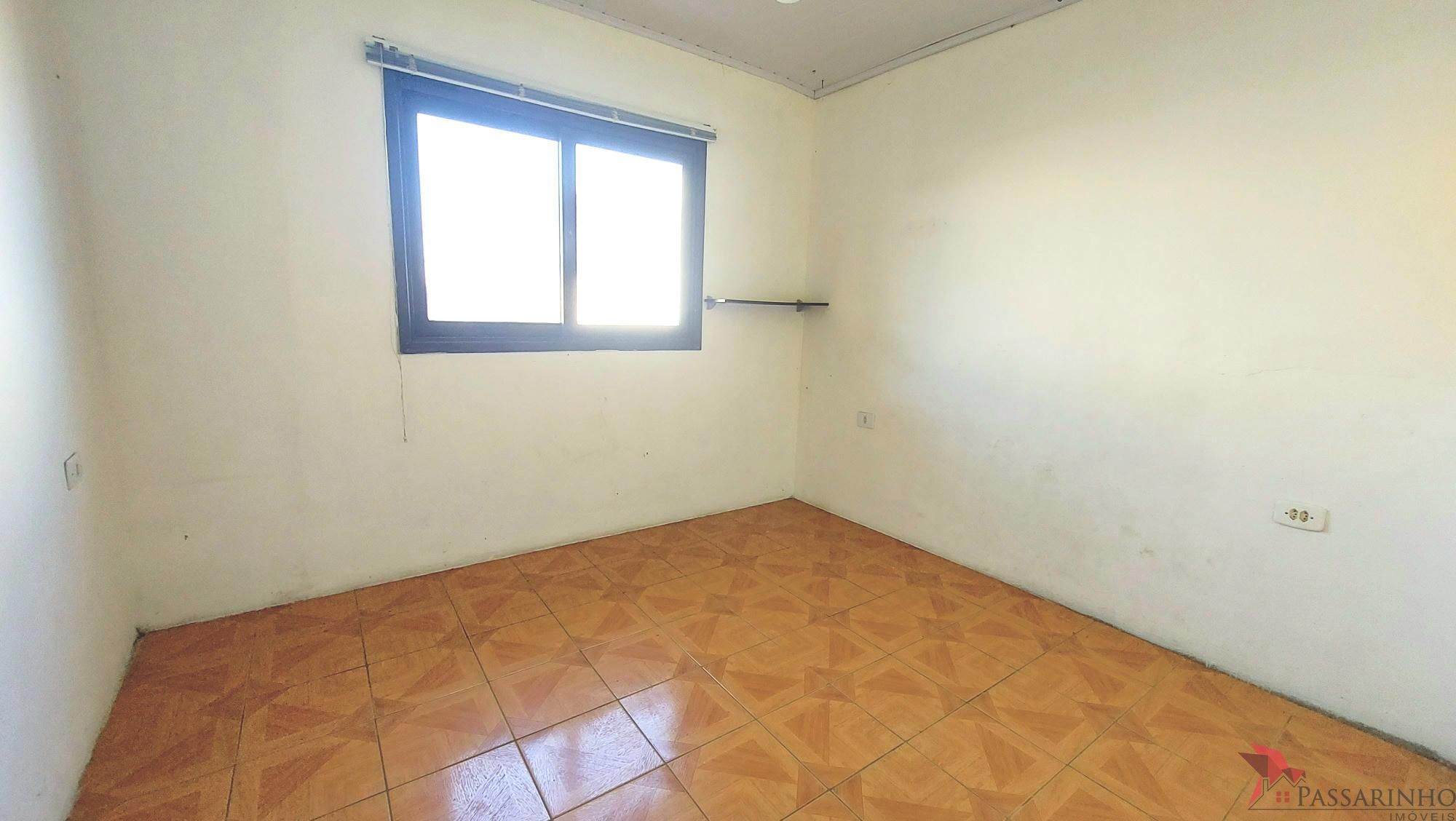 Casa à venda com 6 quartos, 220m² - Foto 30