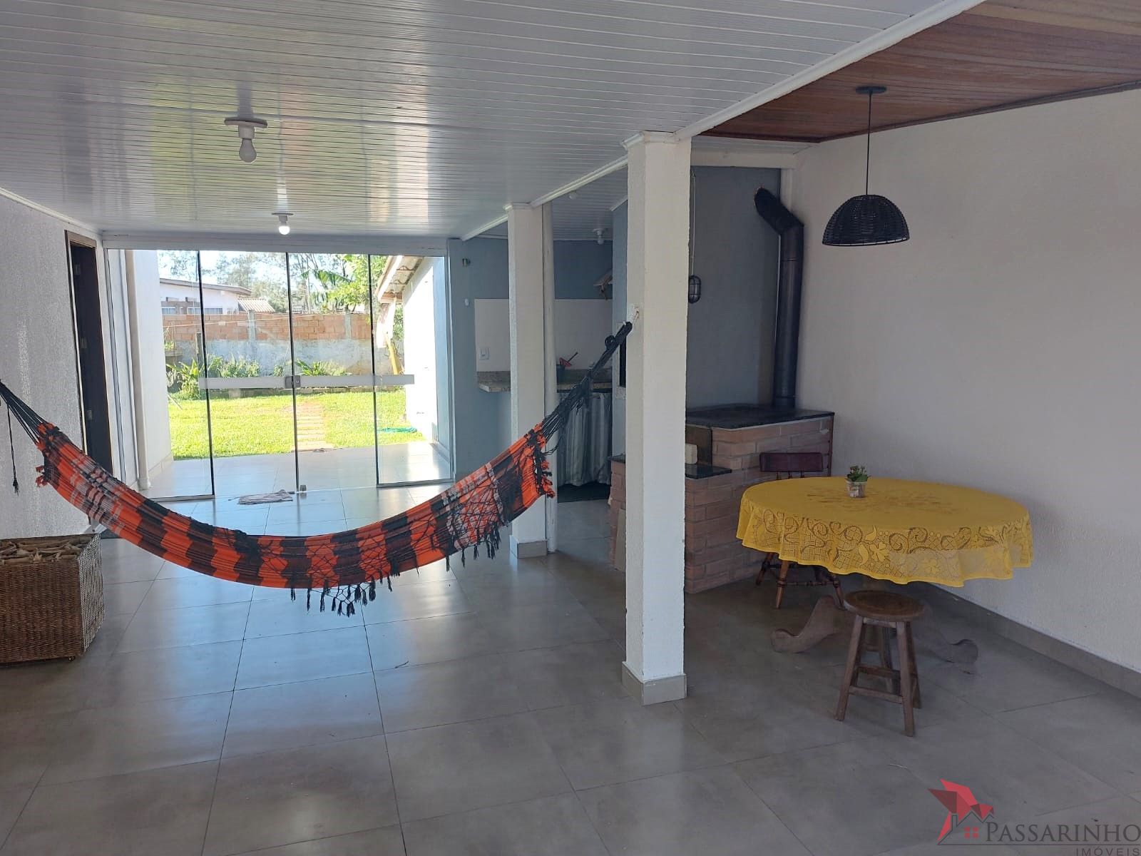 Casa à venda com 2 quartos, 130m² - Foto 4