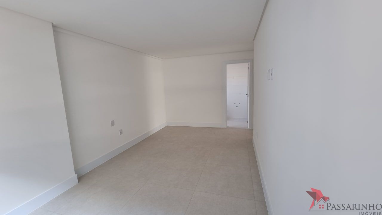 Apartamento à venda com 3 quartos, 130m² - Foto 17