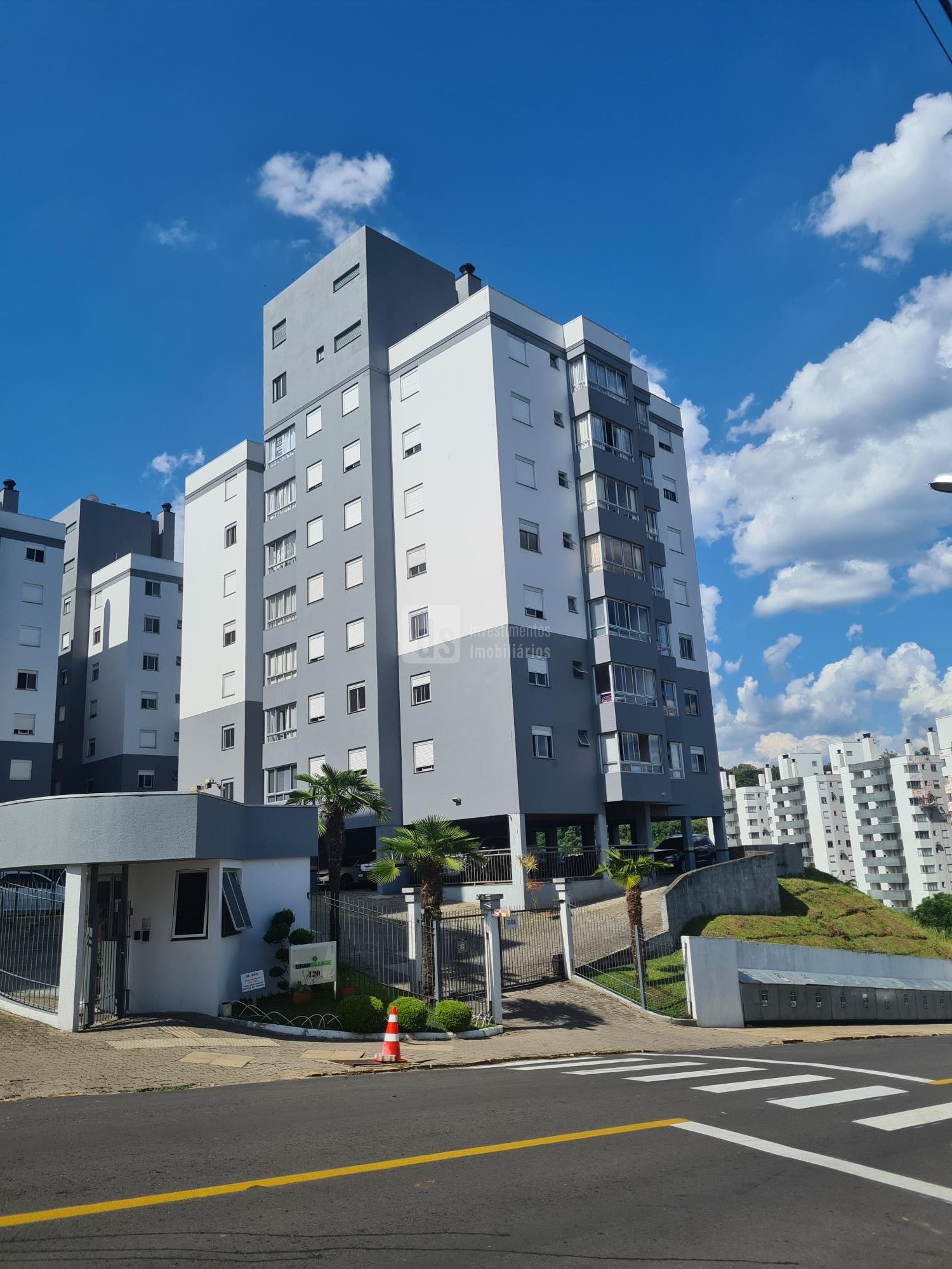 Apartamento  venda  no So Joo - Bento Gonalves, RS. Imveis