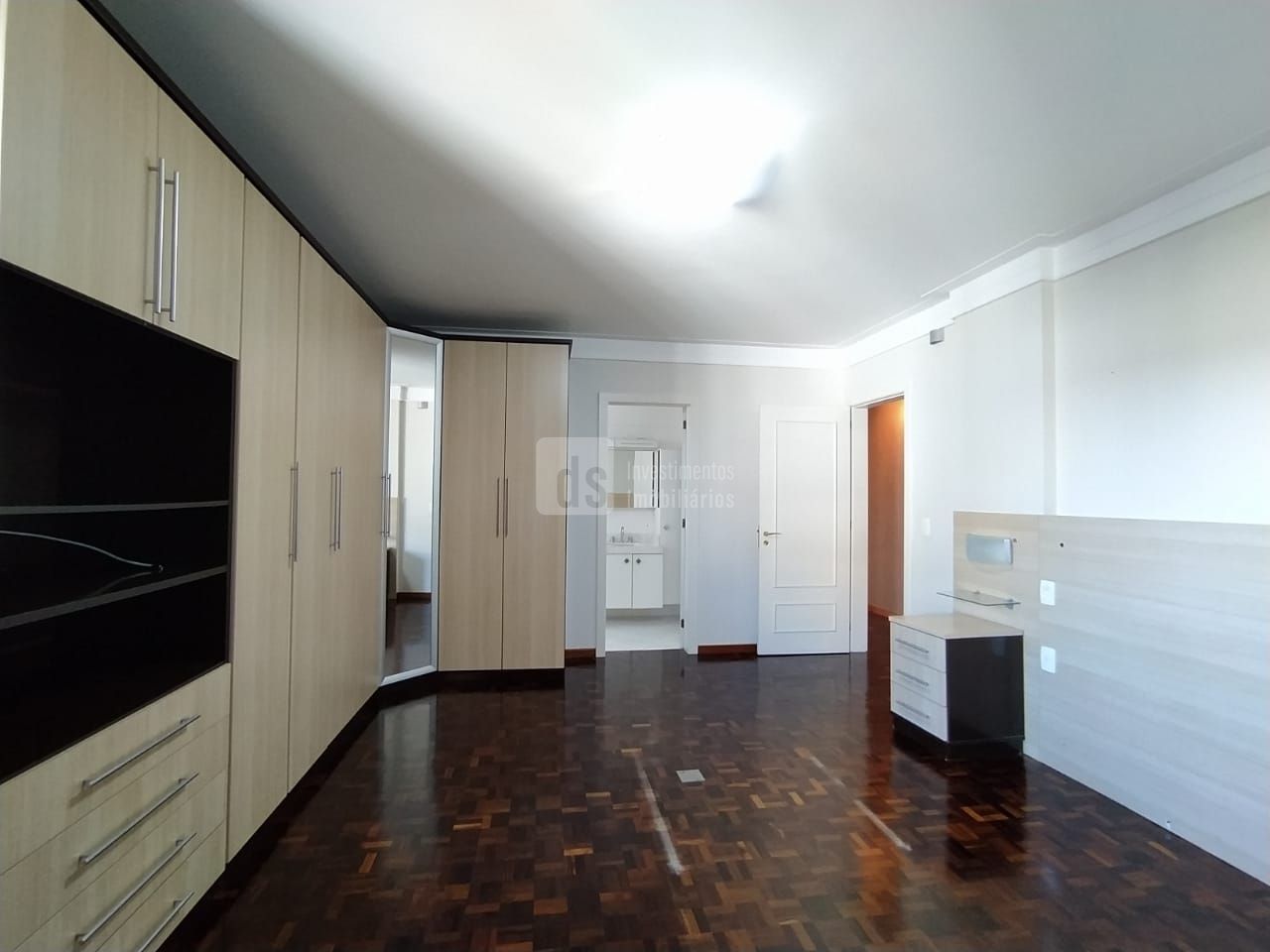 Apartamento à venda com 3 quartos, 168m² - Foto 22