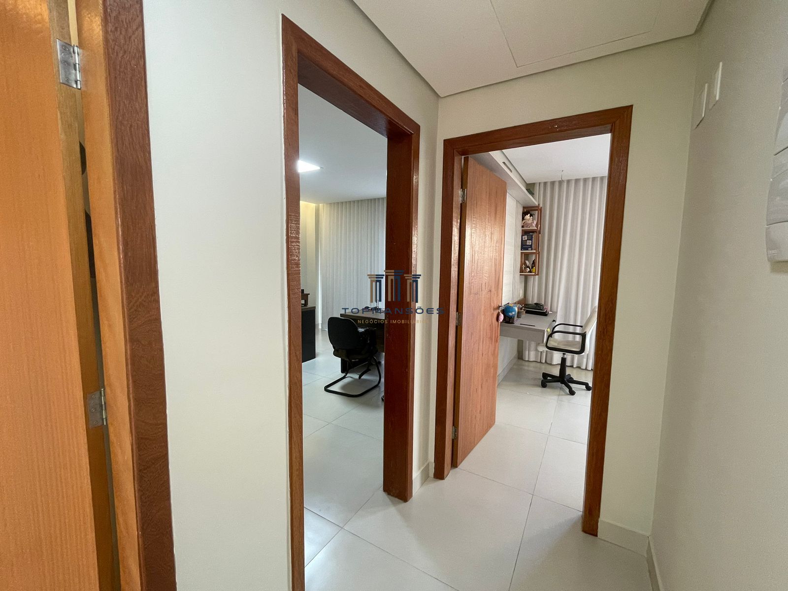 Casa de Condomínio à venda com 4 quartos, 281m² - Foto 38