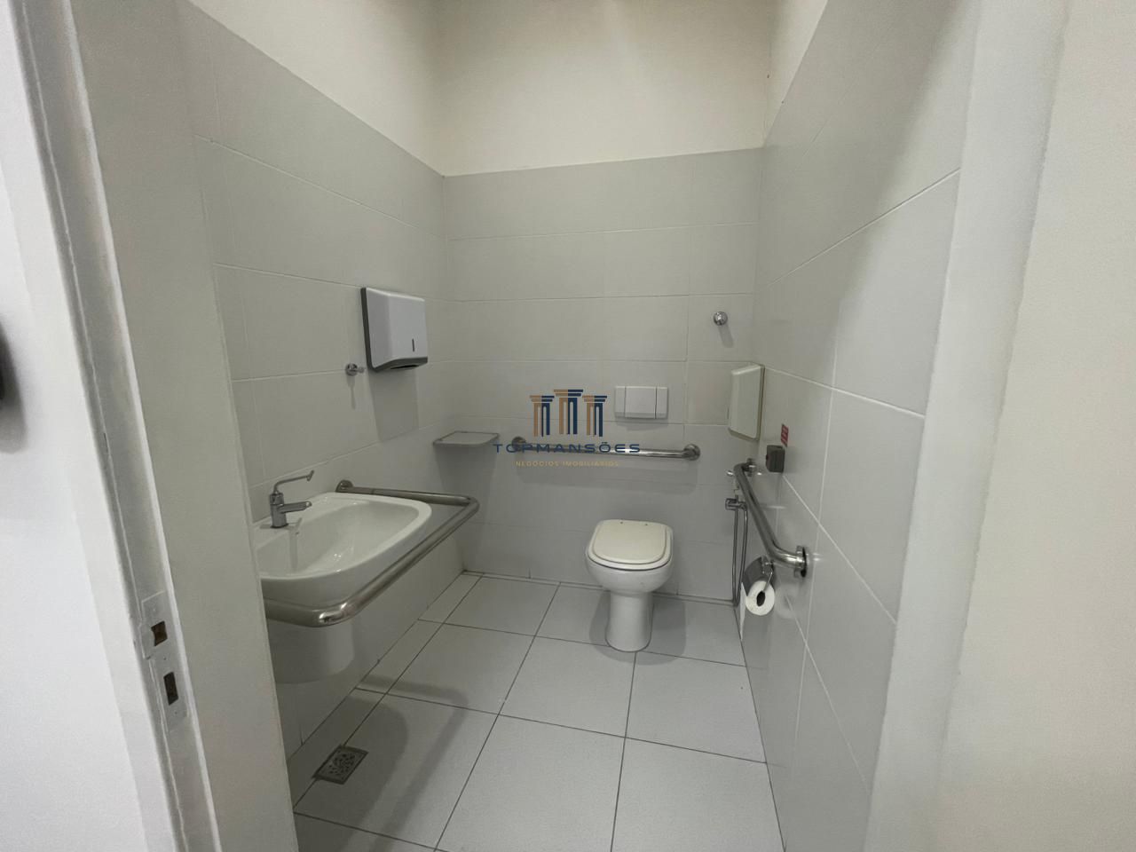 Loja/andar com 400m2 na melhor localização comercial da Pampulha!!!