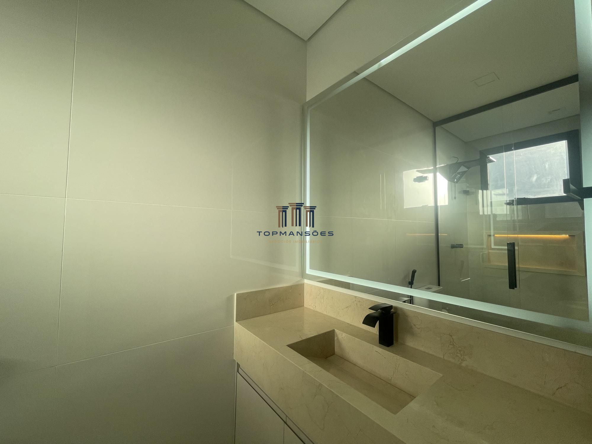 Casa nova mobiliada em Alphaville Vespasiano, piscina, spa e sauna, 4 suites