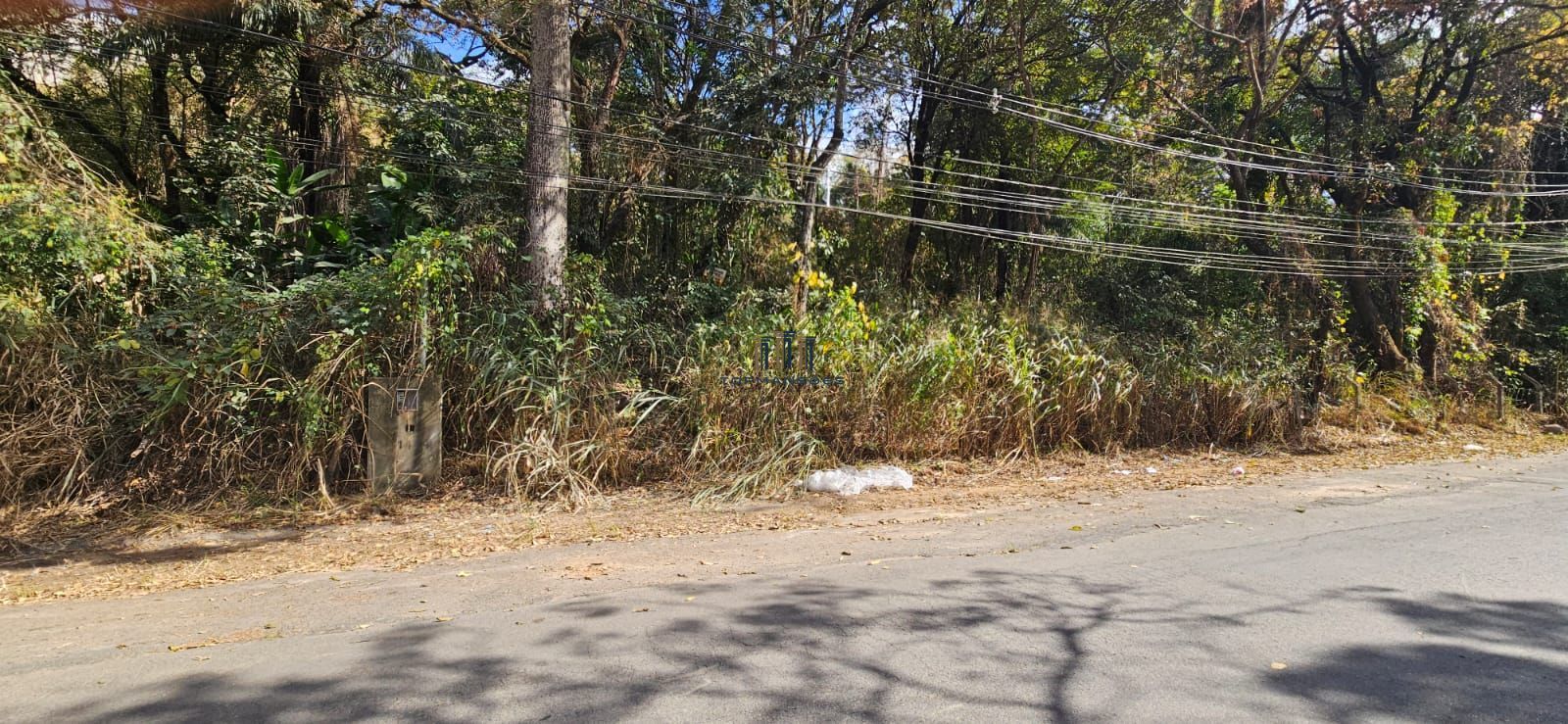 Terreno a venda com 1050 m2 por R$ 198.900,00 no Parque Jardim Encantado - Vespa