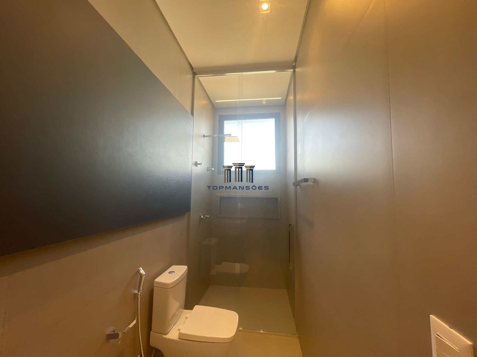 Casa de Alto Padrão 4 quartos com piscina e gourmet 583m3/ Alphaville Vespasiano