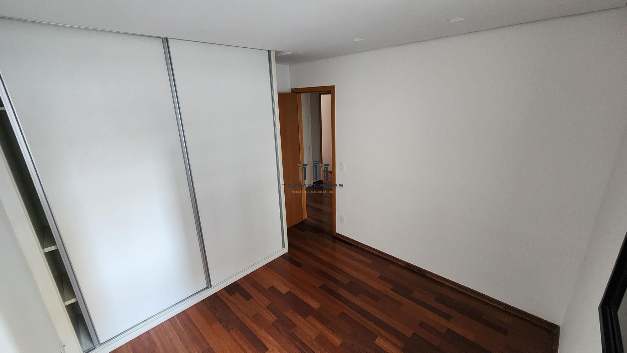 Apartamento à venda com 4 quartos, 166m² - Foto 19