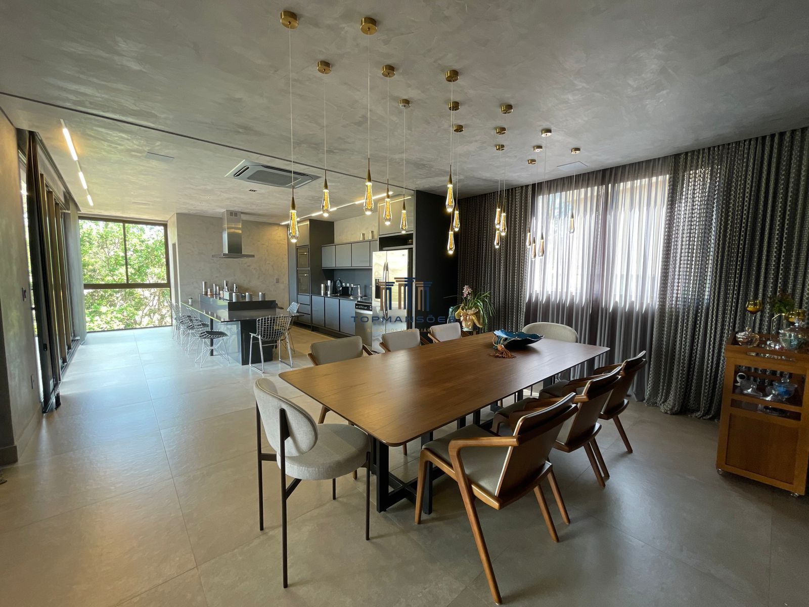 Casa moderna 4 quartos com piscina condomínio Alphaville - Vespasiano/MG