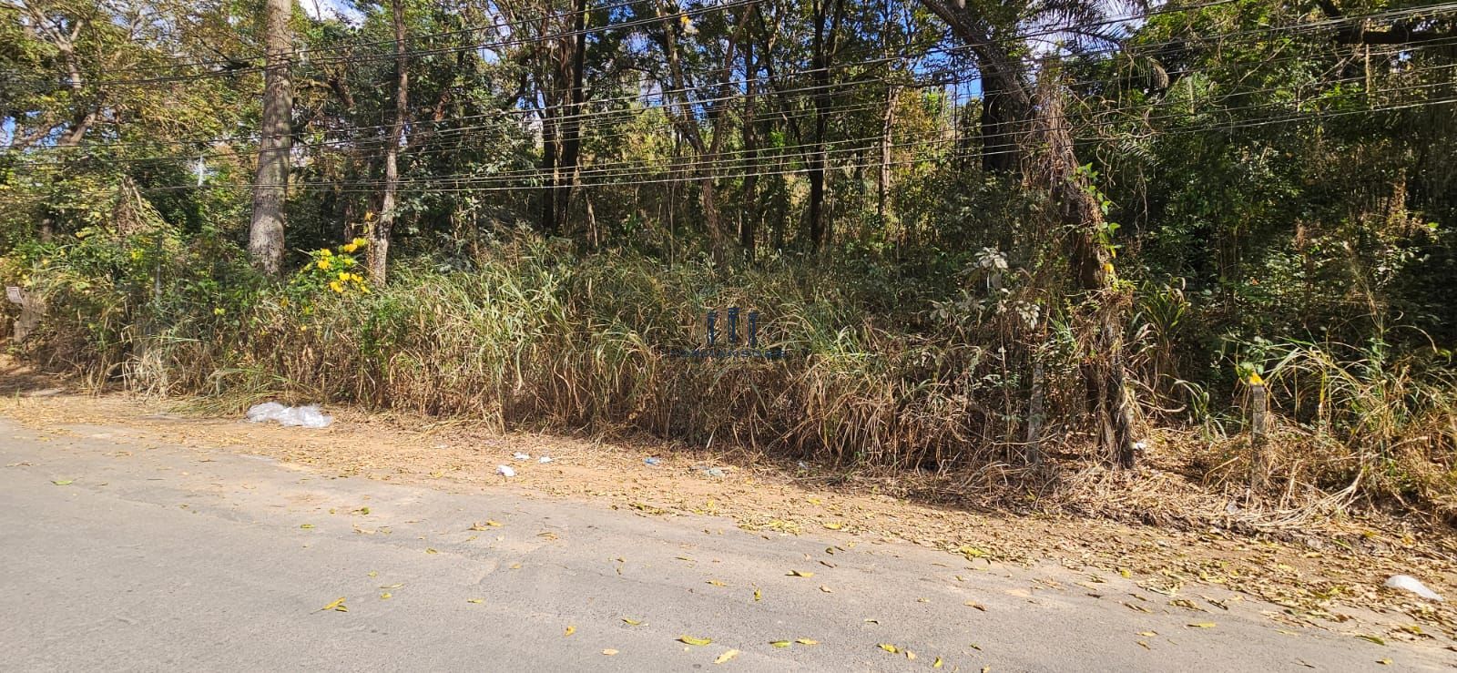 Terreno a venda com 1050 m2 por R$ 198.900,00 no Parque Jardim Encantado - Vespa