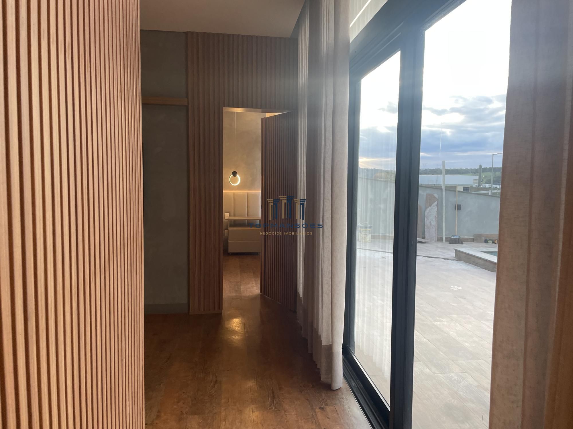 Casa moderna mobiliada com 4 quartos, spa e piscina em Alphaville Vespasiano