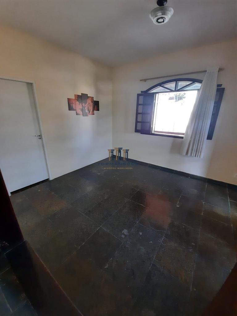 Casa à venda com 3 quartos, 295m² - Foto 17