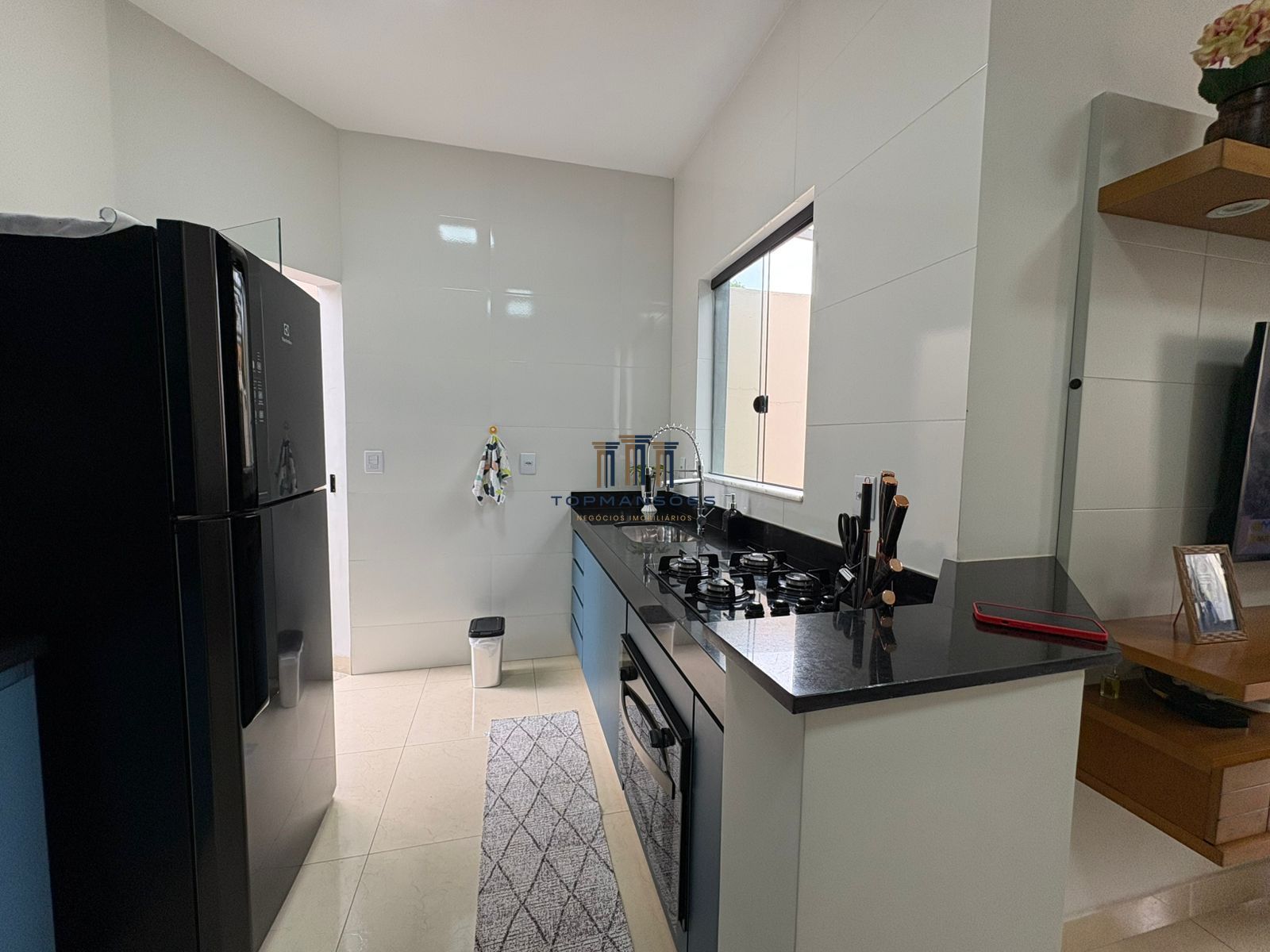Casa moderna, 2 quartos, com gourmet e jardim no aeronautas,