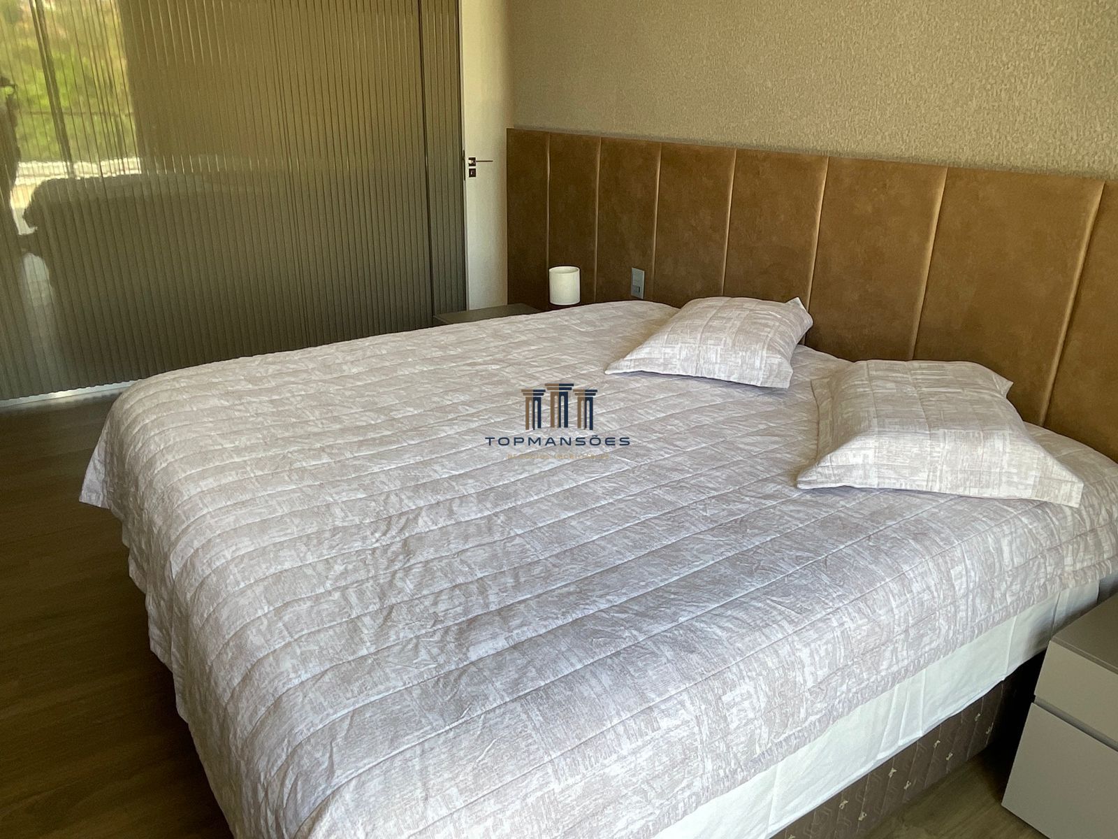Casa moderna 4 quartos com piscina condomínio Alphaville - Vespasiano/MG
