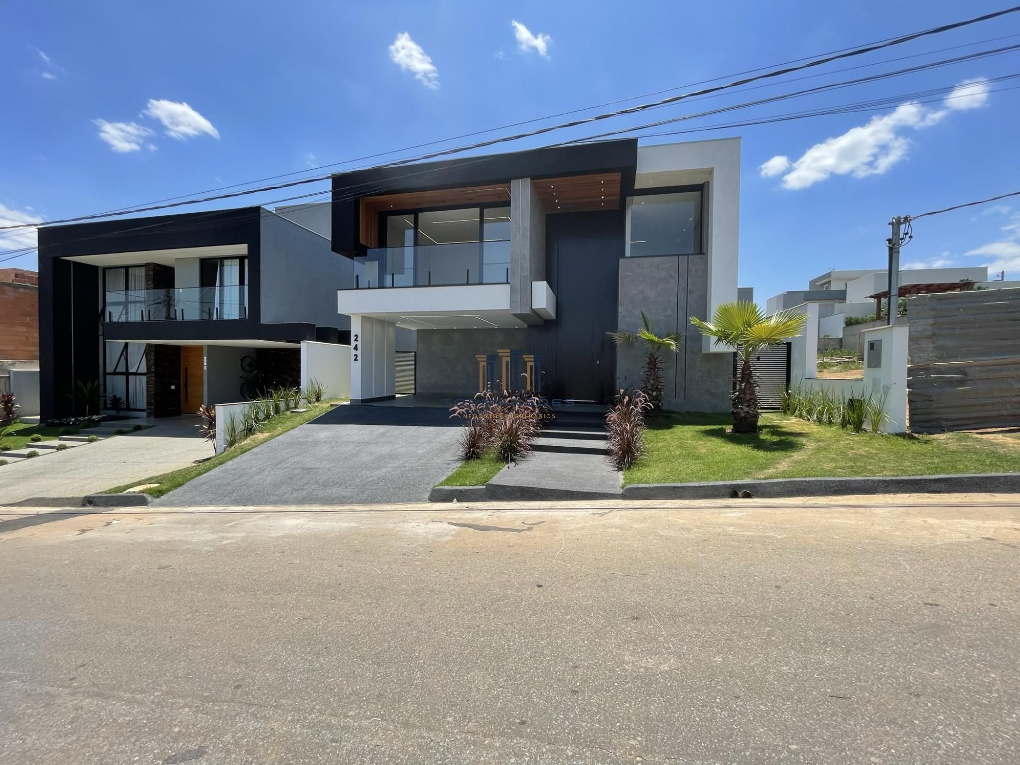 Casa de Condomínio à venda com 4 quartos, 304m² - Foto 57